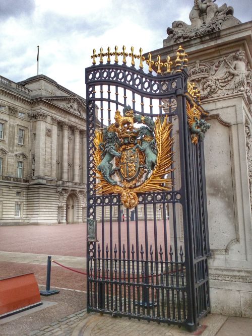 Birmingham Palace, Picture of Buckingham Palace, London